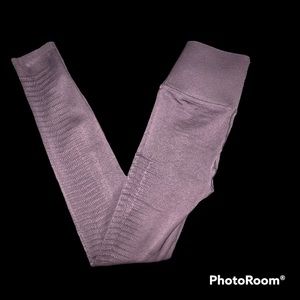 NWOT Fabletics High-Waisted SculptKnit® Dot Legging - Small